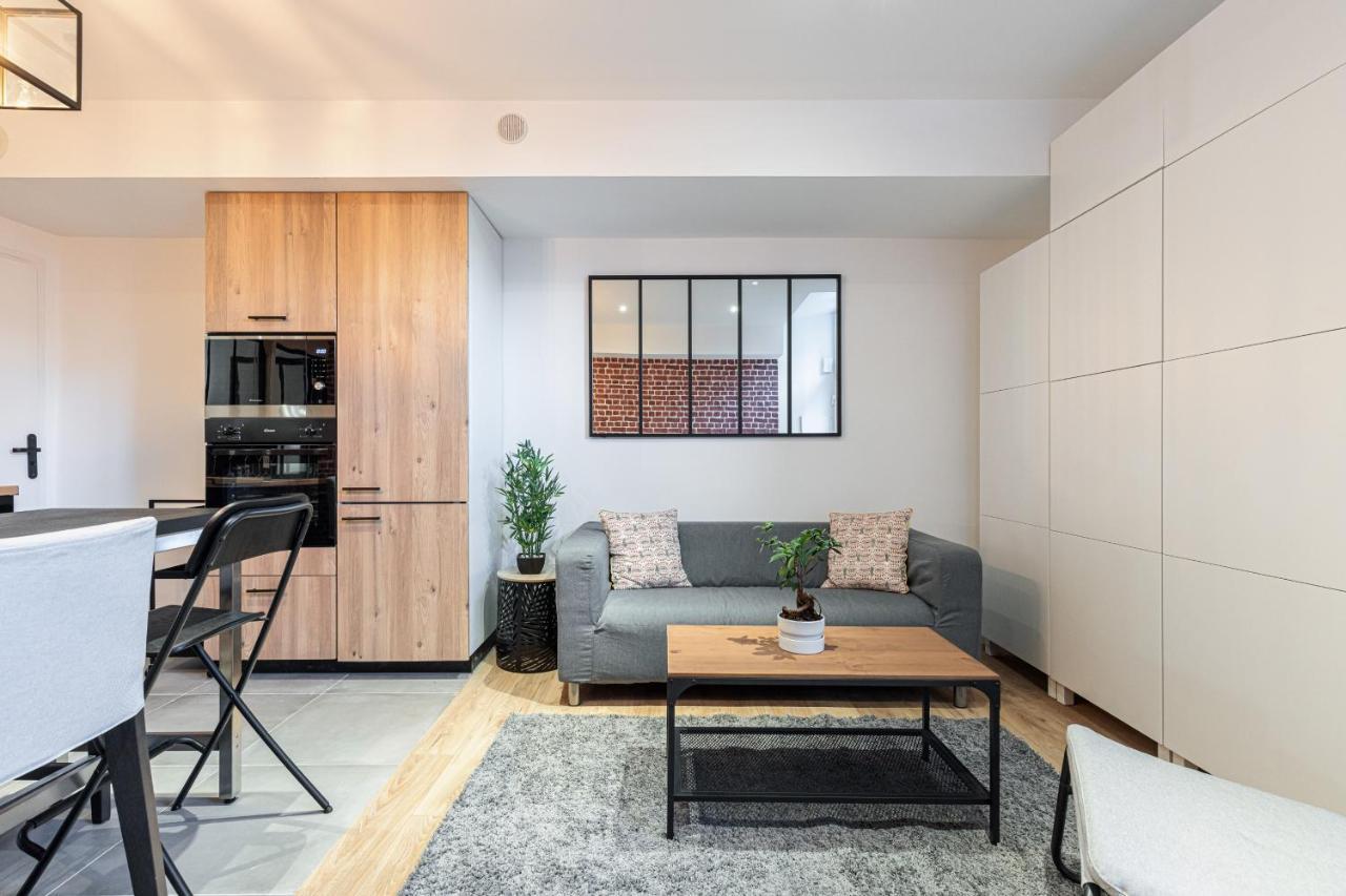 ניס Le Loft Magnan - Ac- Pres Mer - Wifi - Parking - Confort Et Moderne - Supermarches Et Tram Proches מראה חיצוני תמונה